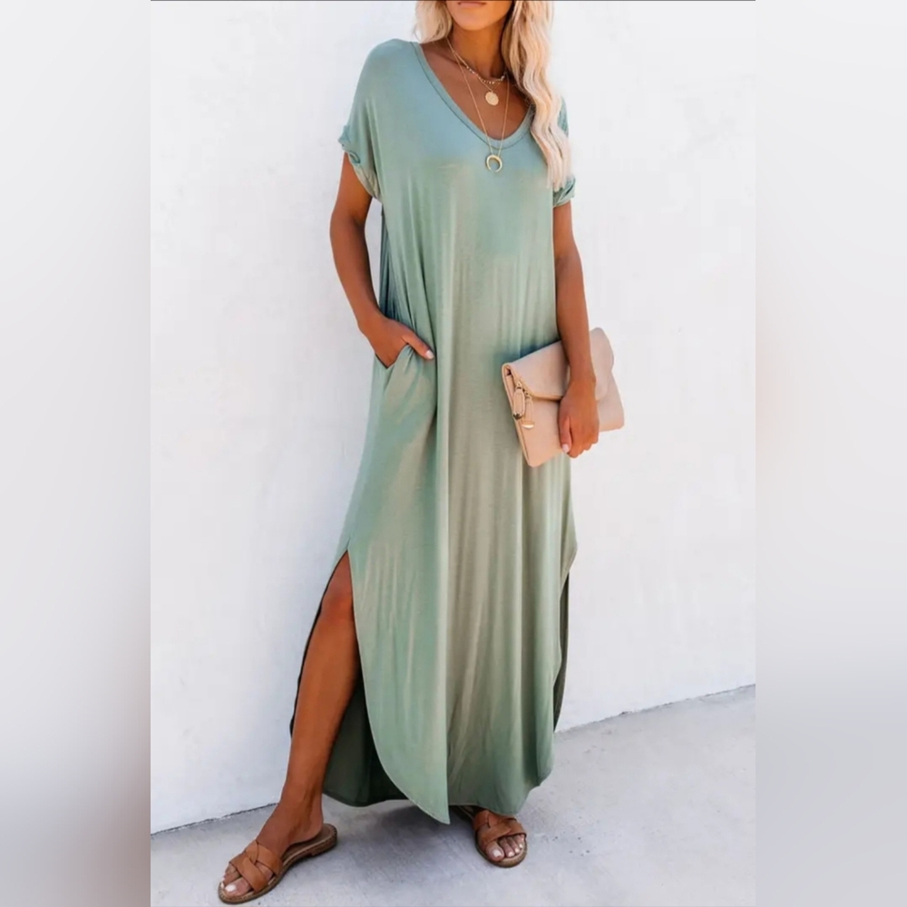 Green V Neck Hidden PocketSplits Maxi T-Shirt Dress